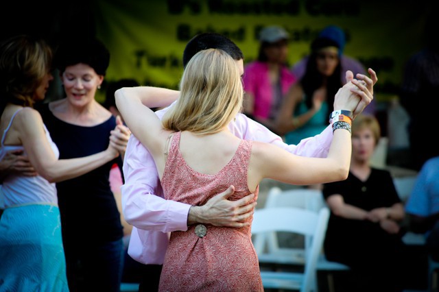 2012 04 International Festival Tango Dancers