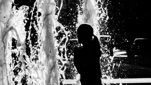 girl-water-fountain-by-eschipul