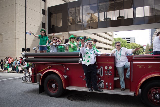 st patricks day parade downtown houston 2012 irish-24